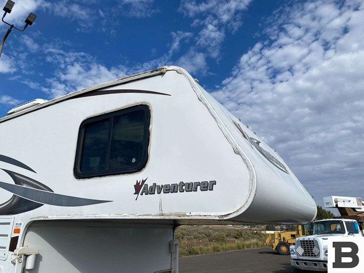 2013-natcoa-adventurer-alp-truck-camper-image-6