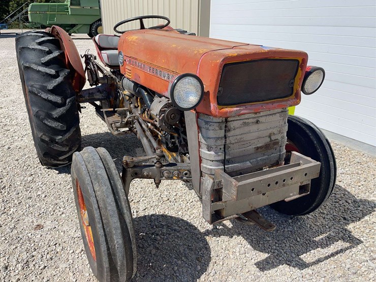 massey-ferguson-135-image-9
