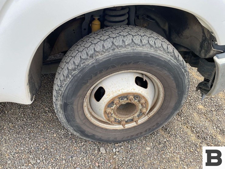 2015-ford-f350-image-30