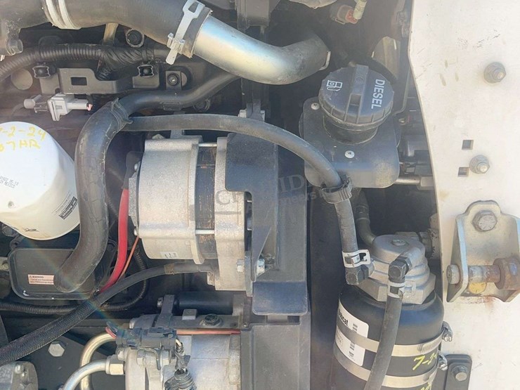 2019-bobcat-t770-image-25