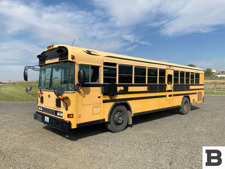 2006-bluebird-all-american-image-1