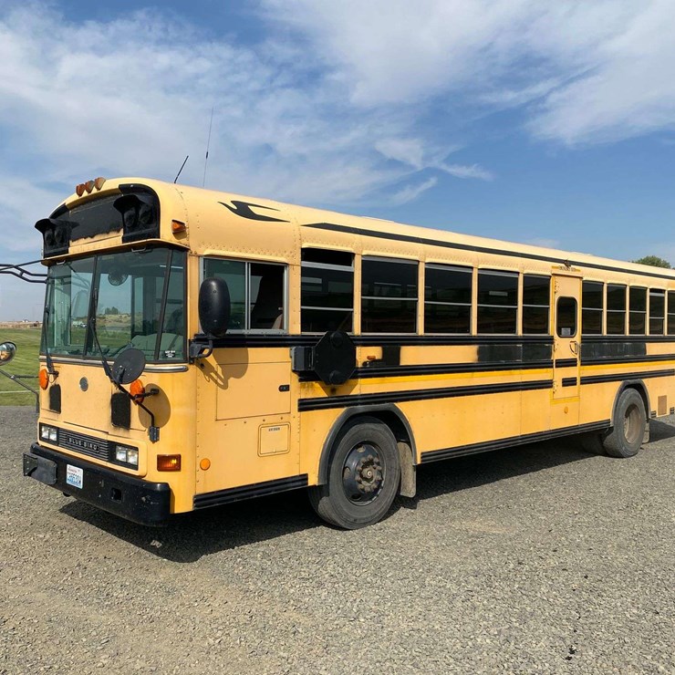 2006 BLUEBIRD ALL AMERICAN