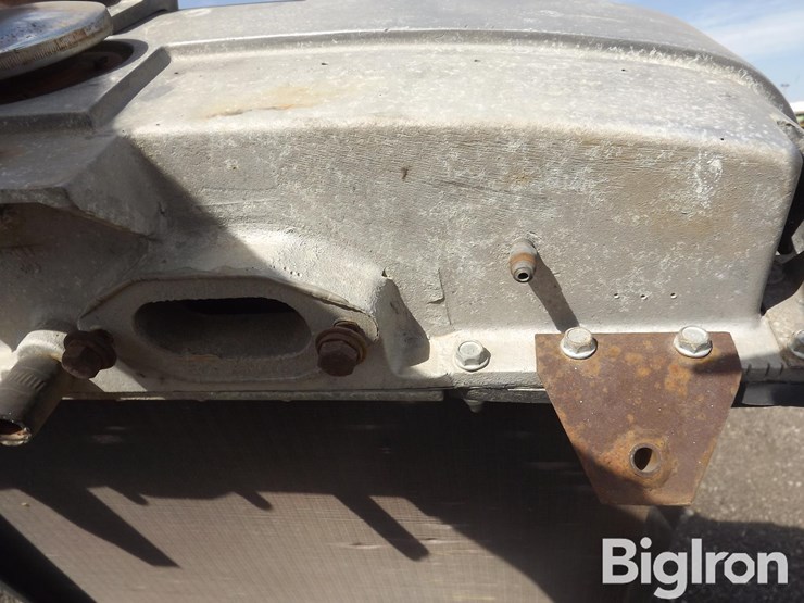 peterbilt-351-image-18