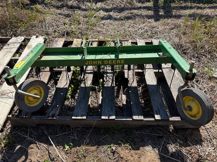 #49-•-#1004-•-john-deere-pine-straw-rake-image-1