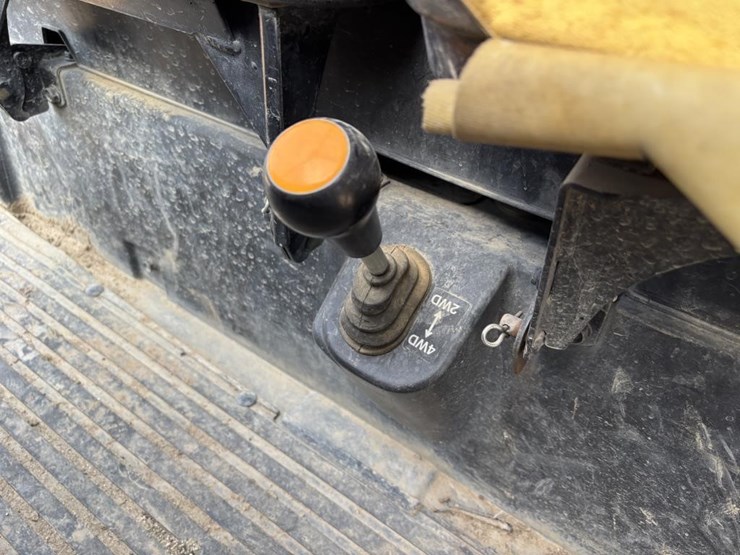 2017-kubota-rtv-x900-image-16