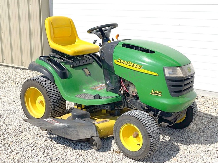 john-deere-l130-image-1