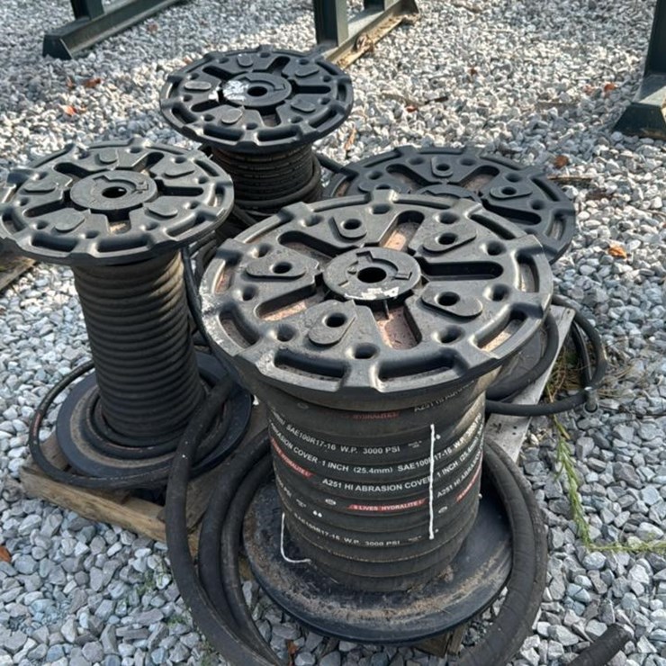 #4707 • Hydraulic Hoses