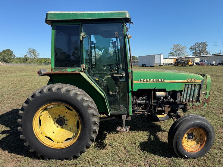 john-deere-5510-image-8