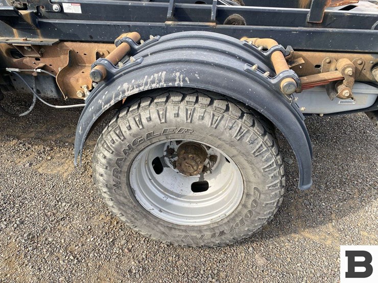 2015-ford-f350-image-17