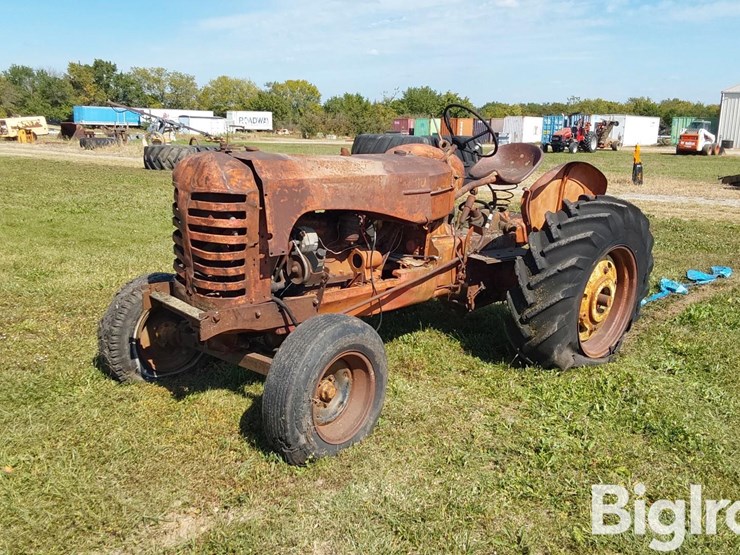 1949-massey-harris-30-image-1