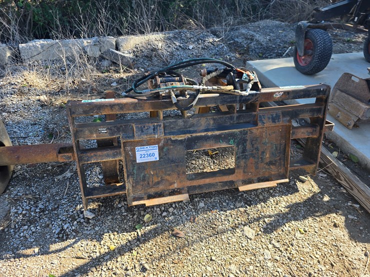 #22360-•-talet-attachment-grapple-skid-steer-forks-image-4