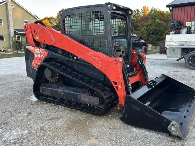 #1100-•-2018-kubota-svl95-2-skid-steer-image-10