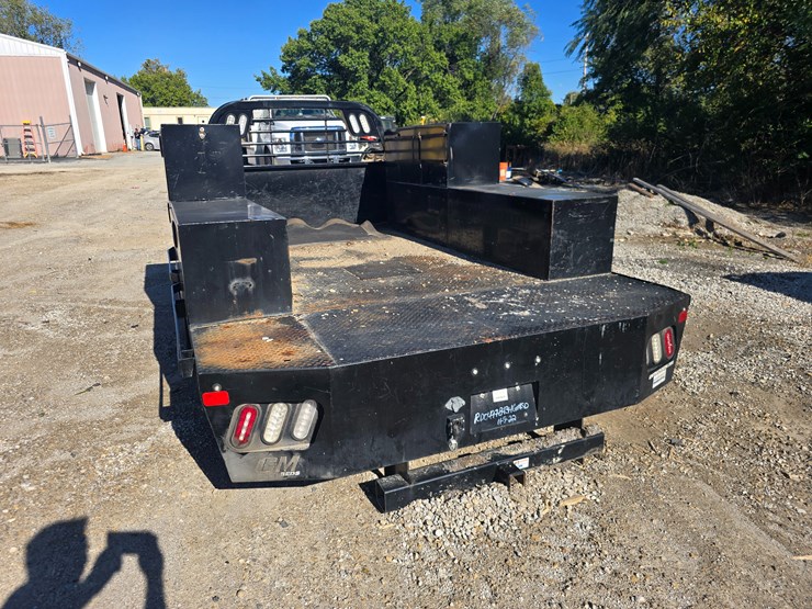 #22362-•-contract-manufacturer-pickup-truck-bed-image-11