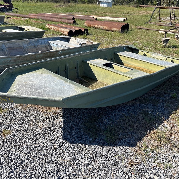 #163 • ALLUMINUM BOAT