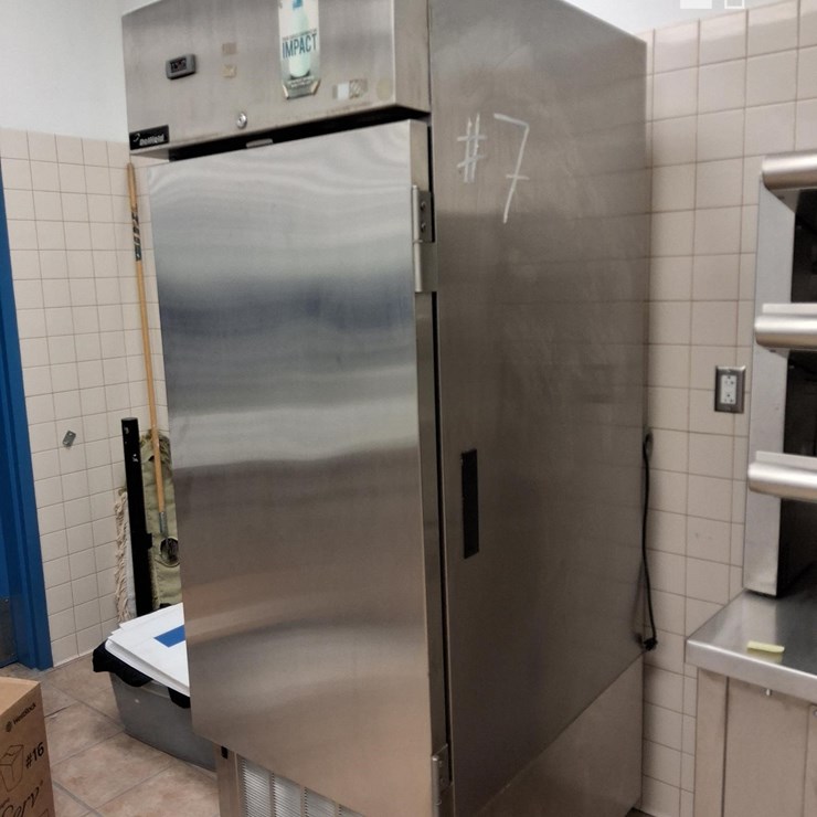 2004 DELFIELD REFRIGERATOR COMMERCIAL