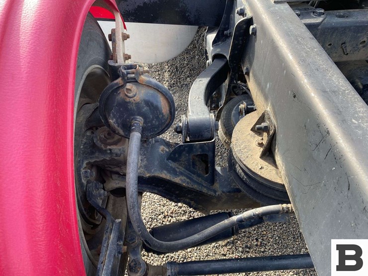 2013-kenworth-t800-image-23