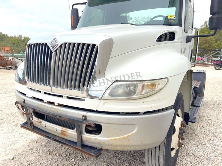 2007-international-durastar-4400-image-11