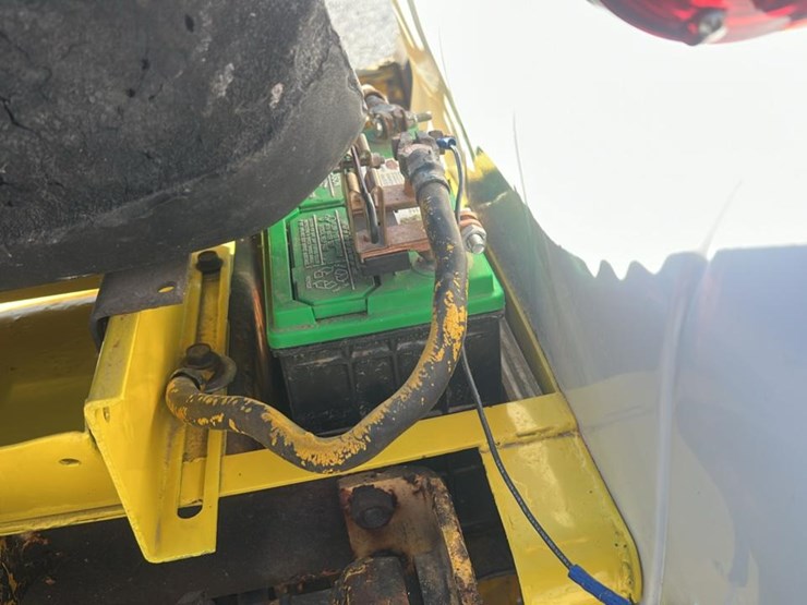 #2403-•-cub-cadet-l185-tractor-image-16