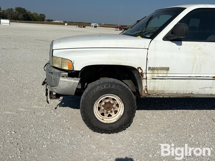 2002-dodge-ram-2500-image-11