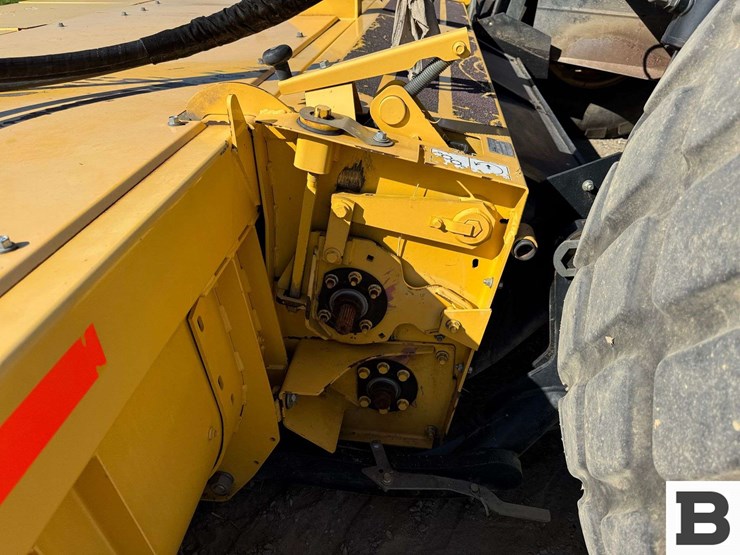 2015-new-holland-speedrower-260-image-19