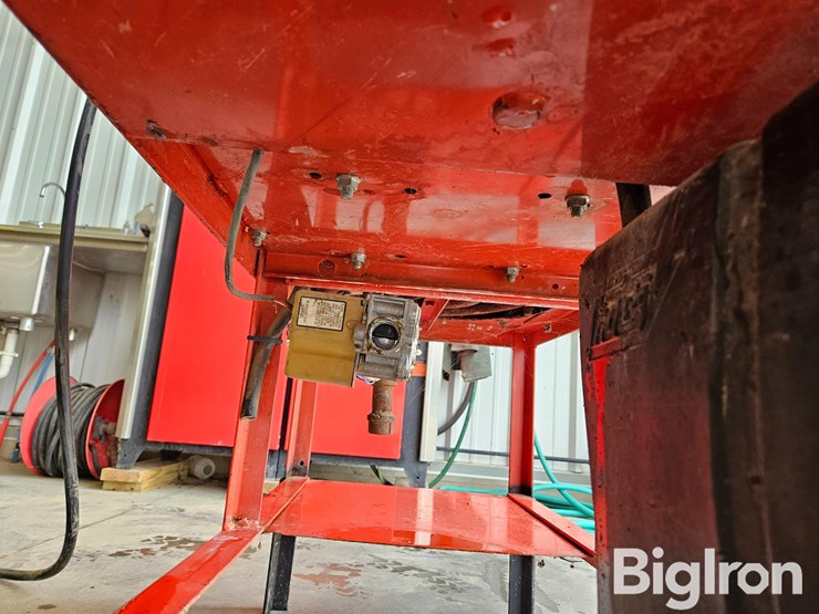 hotsy-1412ss-hot-water-pressure-washer-image-19