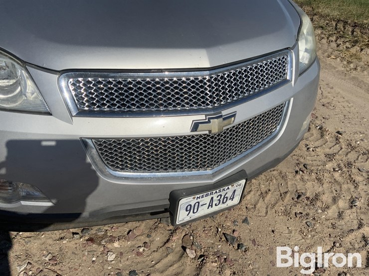 2012-chevrolet-traverse-image-12