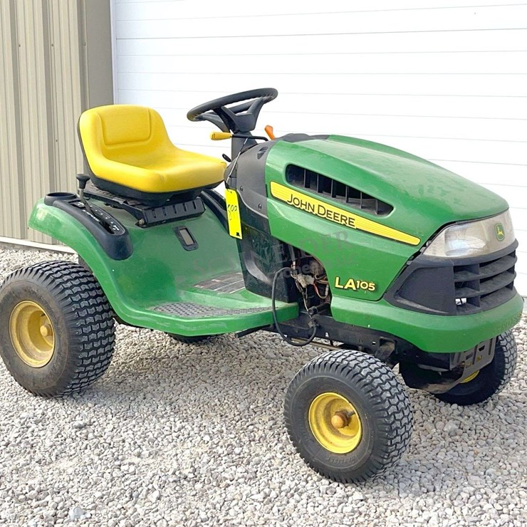 JOHN DEERE LA105