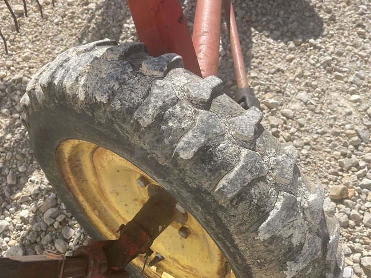 new-holland-256-image-16