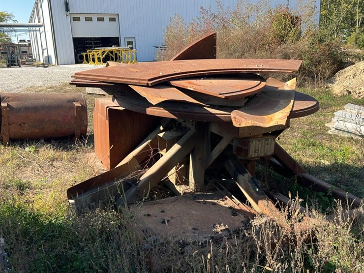 #4714-•-16’x16’-clemco-abrasive-blast-room-image-3