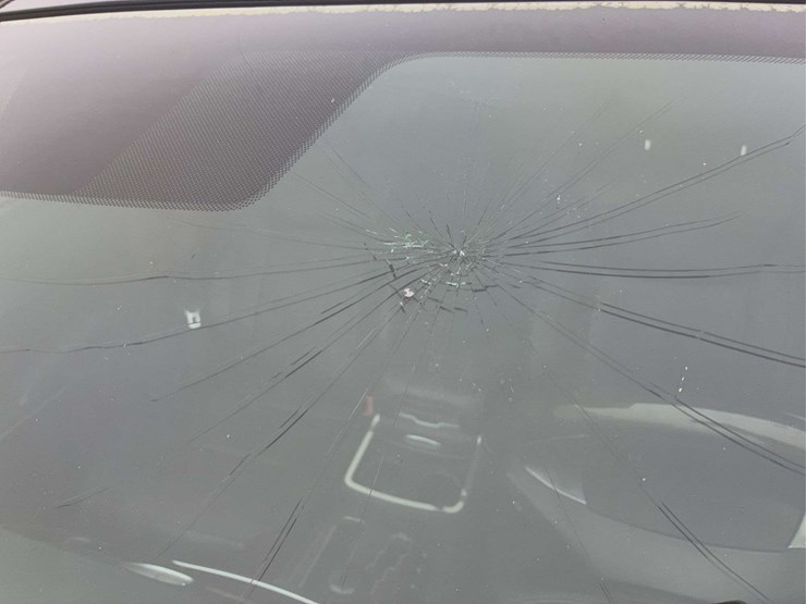 2012-chrysler-300-c-sedan-4d-image-10