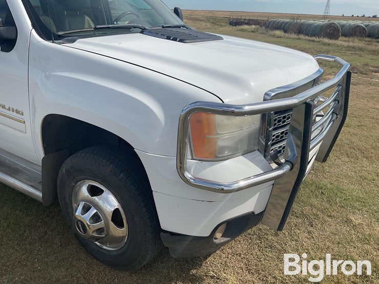 2012-gmc-sierra-3500-image-14