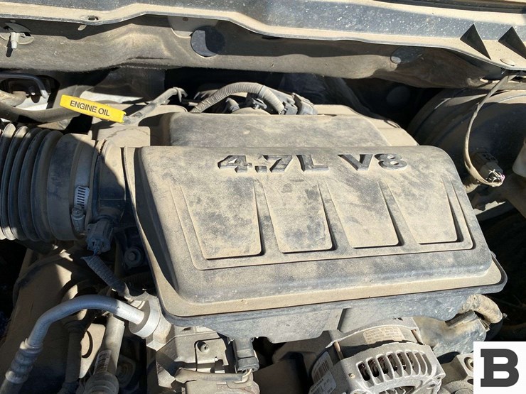 2013-ram-1500-pickup-image-29