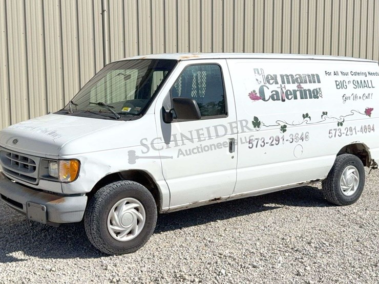 1998-ford-e150-image-2