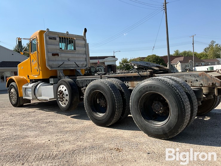 1992-peterbilt-357-image-7