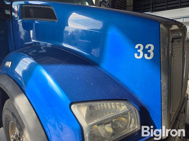 2019-kenworth-t880-image-18