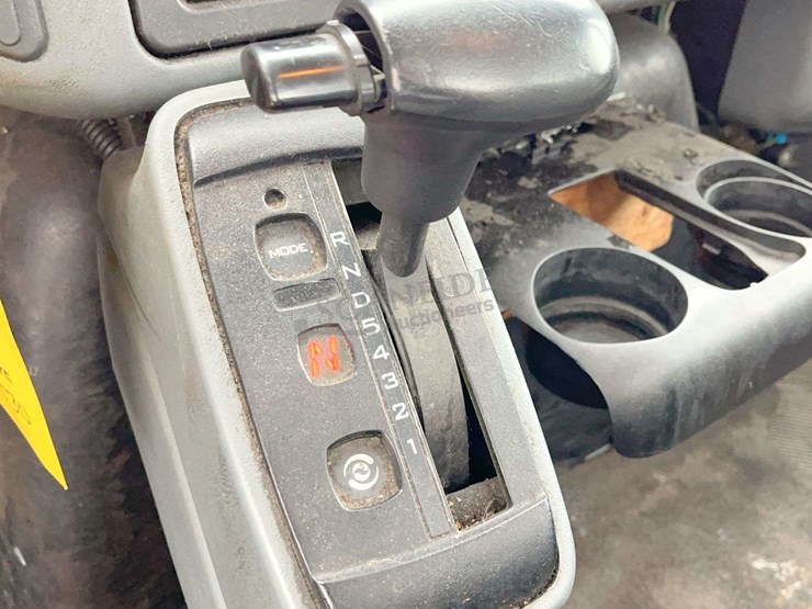 2003-international-durastar-4400-image-48