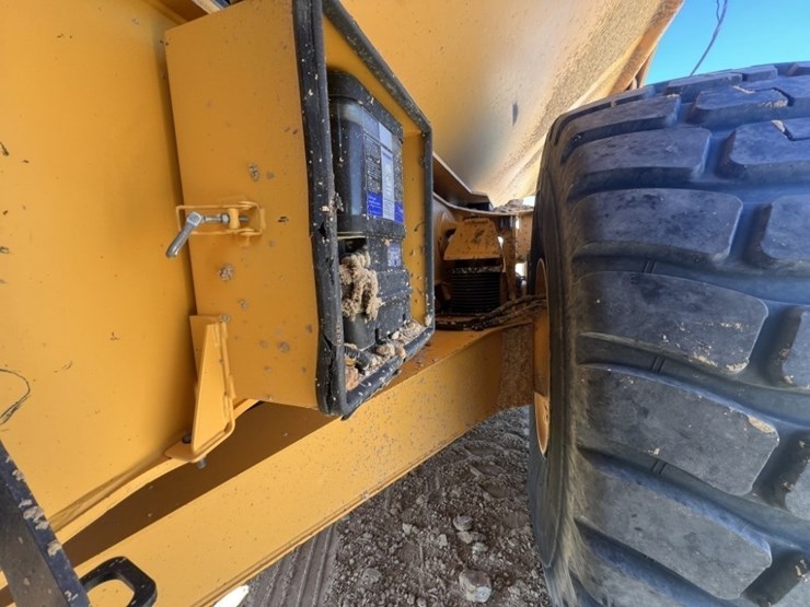 2021-volvo-a60h-image-16