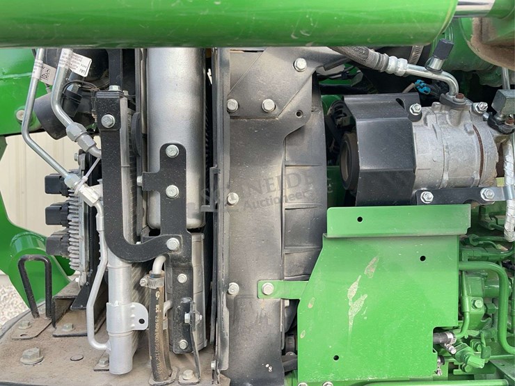 2022-john-deere-5065e-image-57