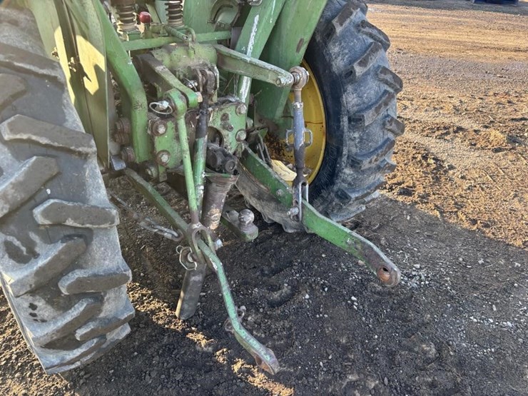 1981-john-deere-750-image-19