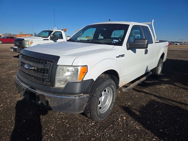 2013-ford-f150-xl-image-1