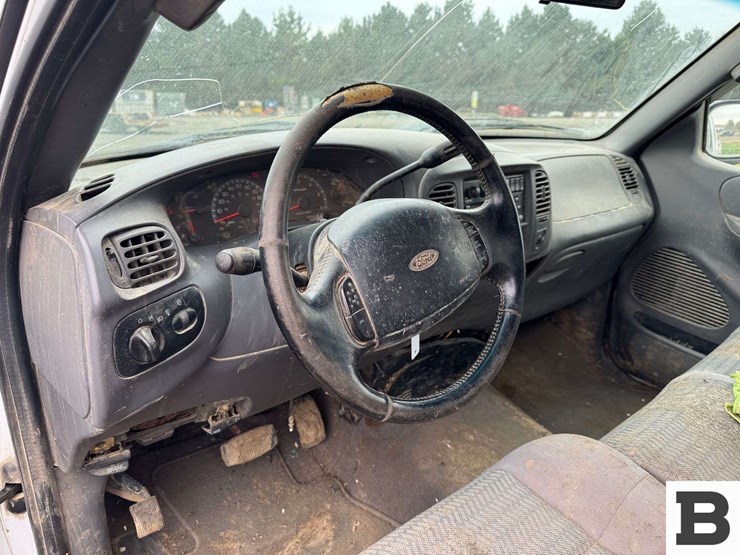 2002-ford-f150-image-32