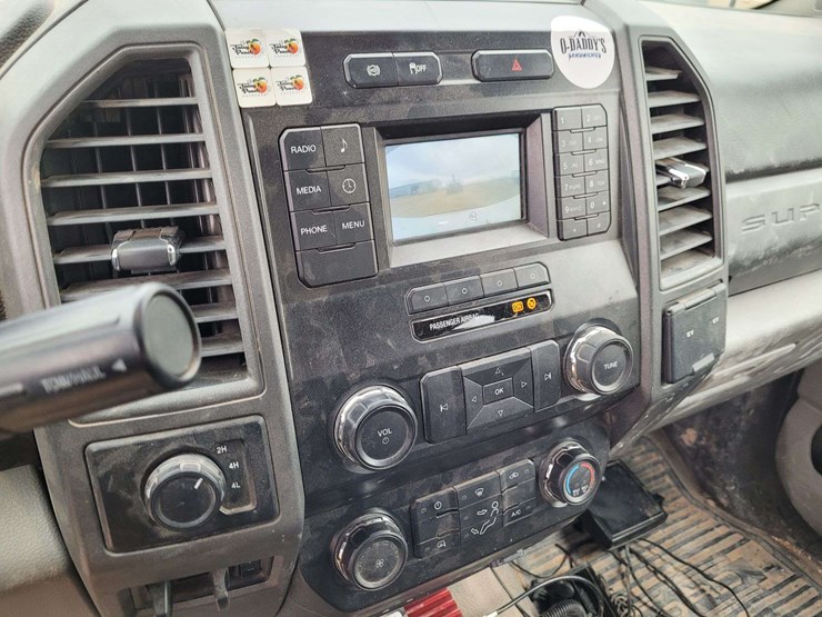 2019-ford-f550-image-14