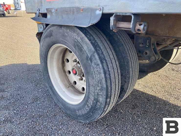 1986-utility-flatbed-image-13