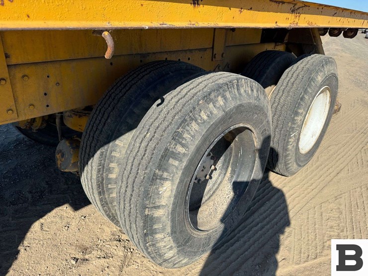 1969-mack-boom-truck-image-20