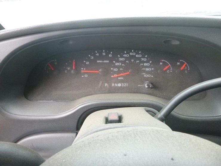 2008-ford-e450-image-12