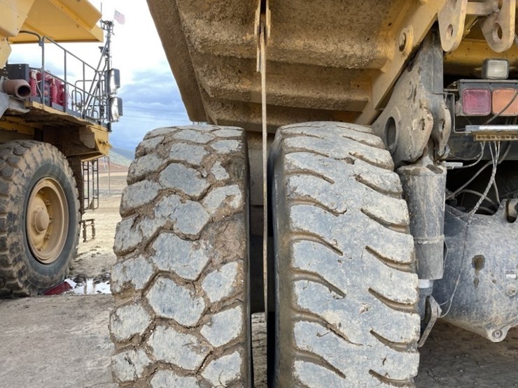 2012-komatsu-hd605-7-image-30