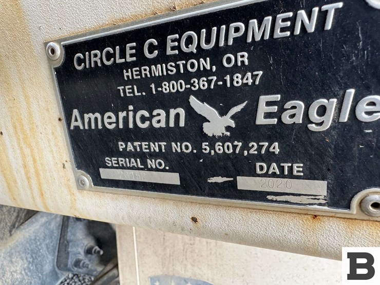 2013-peterbilt-348-image-24