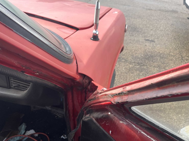 #1374-•-1976-chevrolet-luv-4x4-(has-wi-title)-(of)-image-130