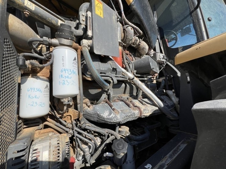 2016-challenger-mt965e-image-37