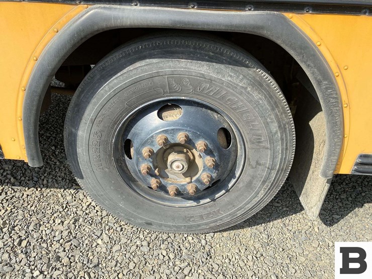 2006-bluebird-all-american-image-13